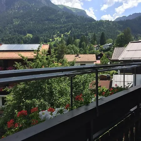 Haus Rotspitze 公寓 *